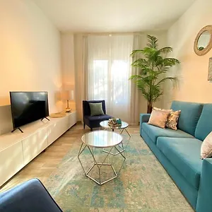 https://iloftmalaga-plaza-marina.1costadelsol.com